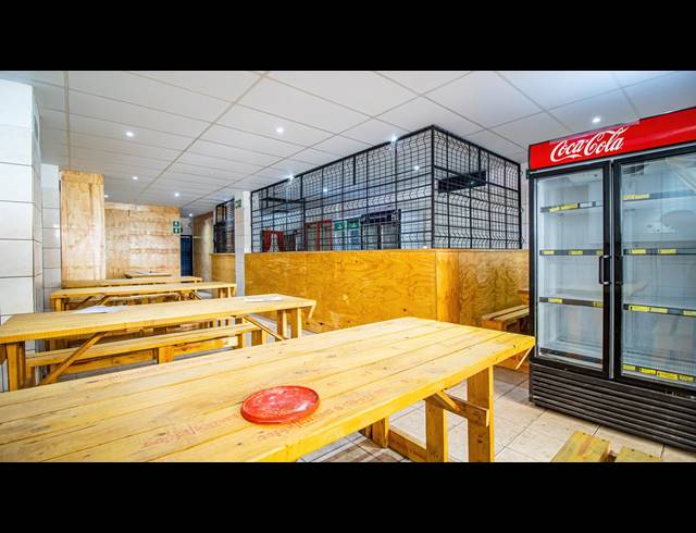 496M² RESTAURANT FOR SALE IN HILLBROW